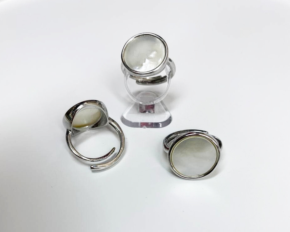 Кольцо безразмерное цвет серебро вставка натуральный перламутр